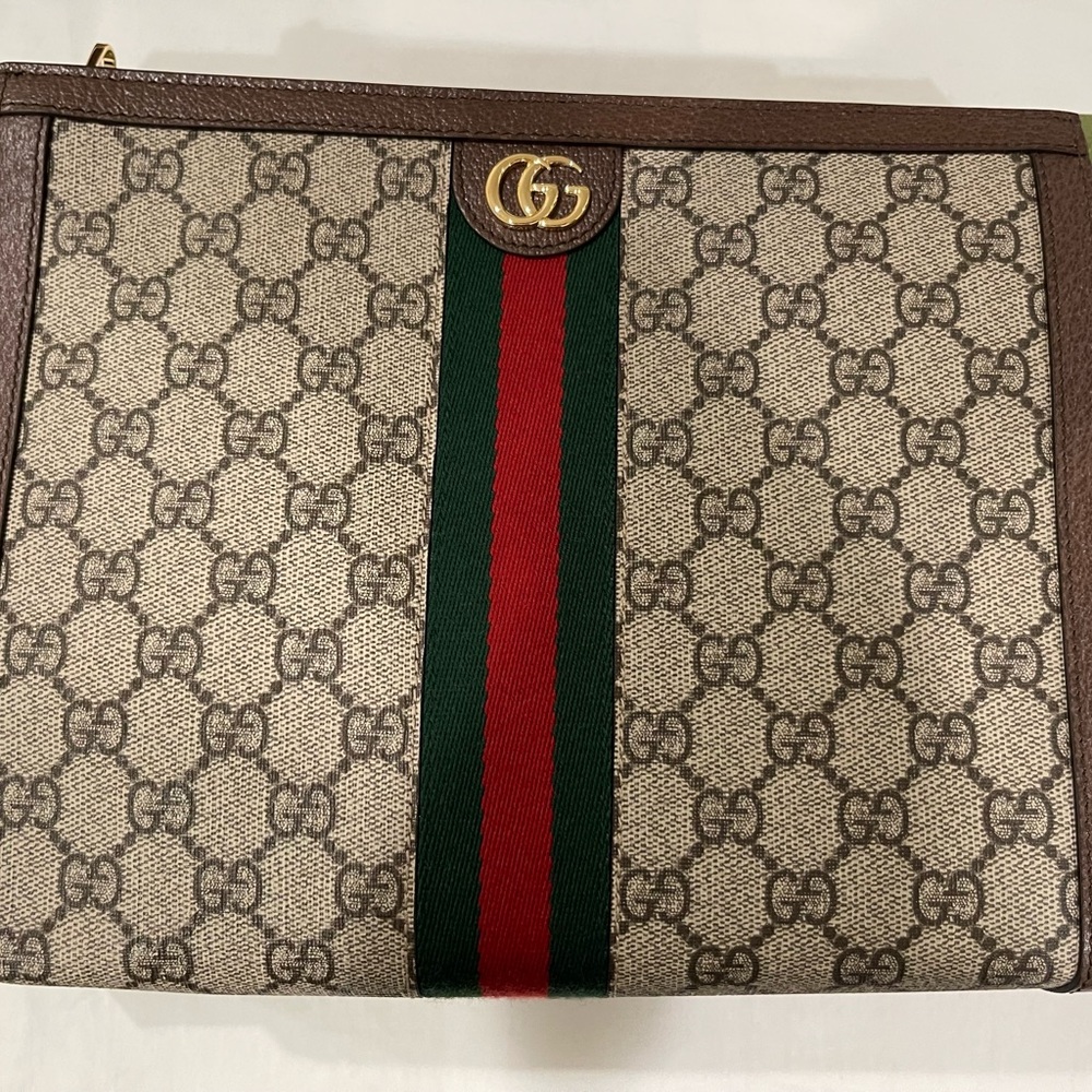 NWT Gucci Ophidia Monogram Clutch with Red and Green Stripe